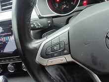 Volkswagen Passat TDI SE Nav - U8379