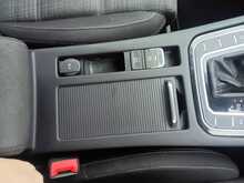 Volkswagen Passat TDI SE Nav - U8379