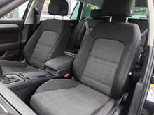 Volkswagen Passat TDI SE Nav - U8379