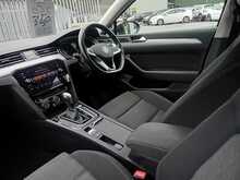 Volkswagen Passat TDI SE Nav - U8379