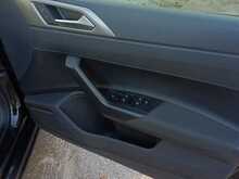 Volkswagen Polo TSI Match - U8380