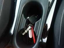 Toyota Corolla VVT-h Icon - U8386