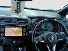 Nissan Leaf Tekna - U8397