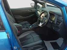 Nissan Leaf Tekna - U8397