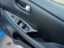 Nissan Leaf Tekna - U8397