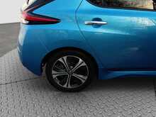 Nissan Leaf Tekna - U8397