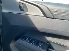 Volkswagen Amarok TDI Life - U8399