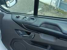 Ford Transit Custom 300 EcoBlue Trend - U8401