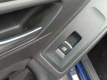 Volkswagen Golf  - U8404