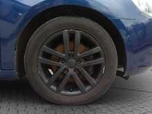 Volkswagen Golf  - U8404