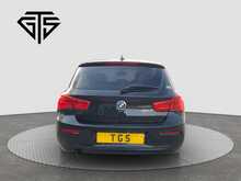 BMW 118D 118d Sports - U8405