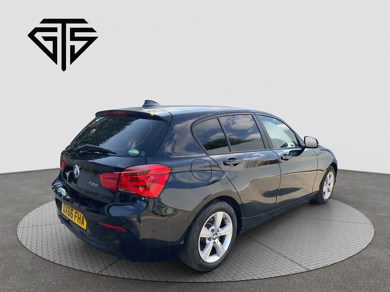 BMW 118D 118d Sports - U8405