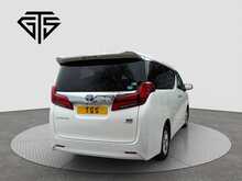 Toyota Alphard Hybrid X - U8409