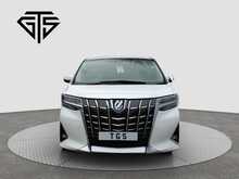 Toyota Alphard Hybrid X - U8409