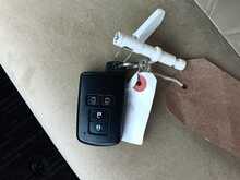 Toyota Alphard Hybrid X - U8409