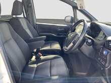 Toyota Voxy Hybrid ZS Kirameki2 - U8410