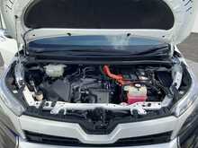 Toyota Voxy Hybrid ZS Kirameki2 - U8410