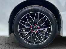 Toyota Voxy Hybrid ZS Kirameki2 - U8410