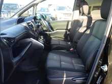 Toyota Voxy Hybrid ZS Kirameki2 - U8412