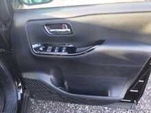 Toyota Voxy Hybrid ZS Kirameki2 - U8412