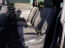 Toyota Voxy Hybrid ZS Kirameki2 - U8412