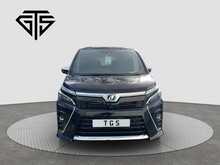 Toyota Voxy Hybrid ZS Kirameki2 - U8412