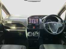 Toyota Voxy Hybrid ZS Kirameki2 - U8412