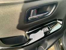 Toyota Voxy Hybrid ZS Kirameki2 - U8412