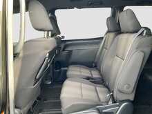 Toyota Voxy Hybrid ZS Kirameki2 - U8412