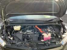 Toyota Voxy Hybrid ZS Kirameki2 - U8412