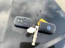 Toyota Voxy Hybrid ZS Kirameki2 - U8412