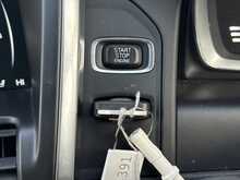 Volvo XC60 D5 R-Design Lux Nav - U8416