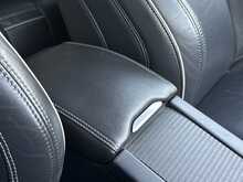 Volvo XC60 D5 R-Design Lux Nav - U8416