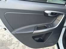 Volvo XC60 D5 R-Design Lux Nav - U8416