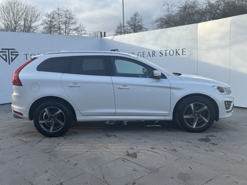 Volvo XC60 D5 R-Design Lux Nav - U8416