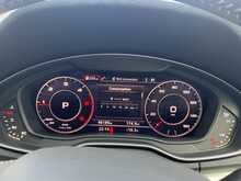 Audi Q5 S Line - U8431