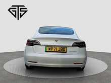 Tesla Model 3 Long Range - U8433