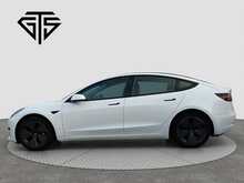 Tesla Model 3 Long Range - U8433