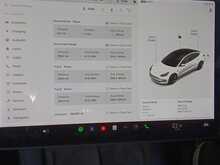 Tesla Model 3 Long Range - U8433