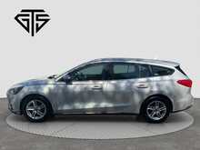 Ford Focus ZETEC - U8435