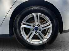 Ford Focus ZETEC - U8435