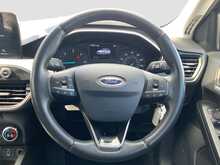 Ford Focus Zetec - U8436