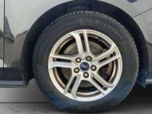 Ford Focus Zetec - U8436
