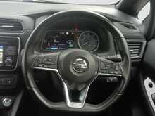 Nissan Leaf Acenta - U8437