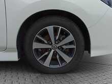 Nissan Leaf Acenta - U8437