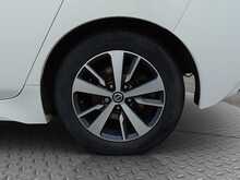 Nissan Leaf Acenta - U8437