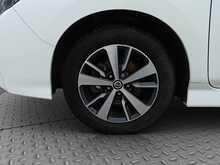 Nissan Leaf Acenta - U8437