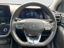 Hyundai IONIQ Premium - U8438