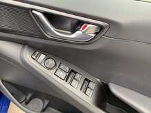 Hyundai IONIQ Premium - U8438