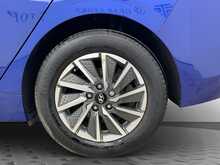 Hyundai IONIQ Premium - U8438